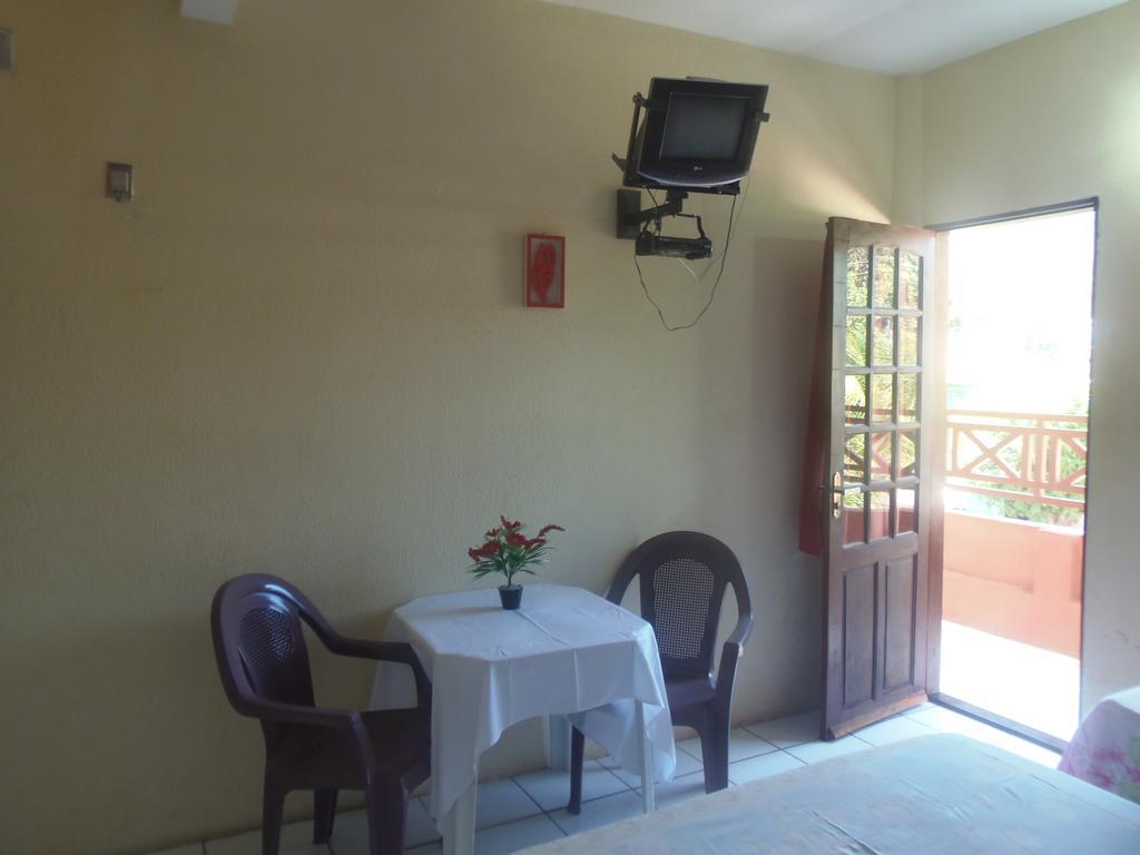 Pousada Pe De Serra Baturite Exterior photo